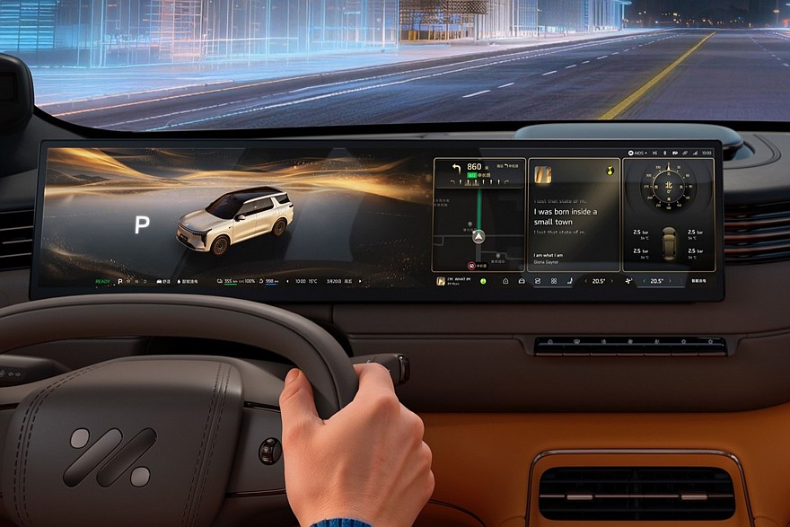 اي ام LS8 الجديدة كليا – SUV فاخرة بمنظومة REEV