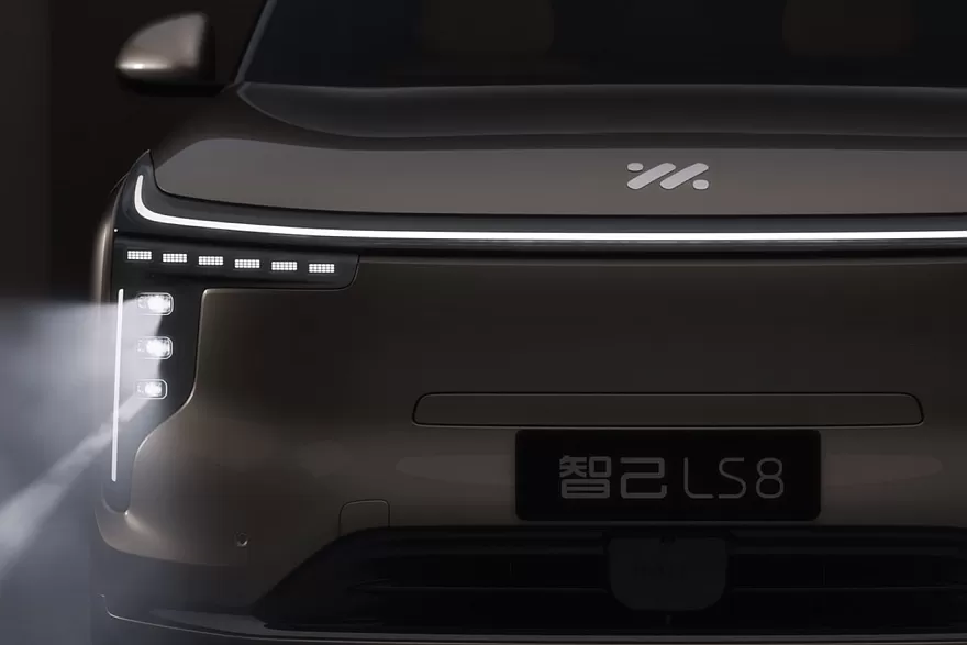 اي ام LS8 الجديدة كليا – SUV فاخرة بمنظومة REEV