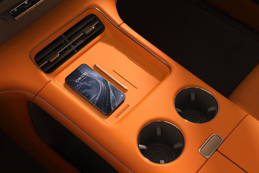 اي ام LS8 الجديدة كليا – SUV فاخرة بمنظومة REEV