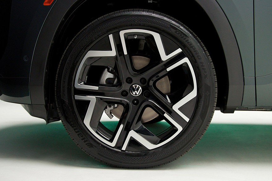 فولكس فاجن تيرامونت 2026 الجديدة كليا – بصندوق سرعة اوتوماتيك 8 سرعات