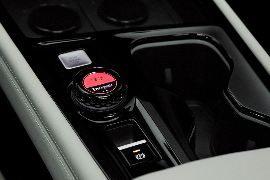 فولكس فاجن تيرامونت 2026 الجديدة كليا – بصندوق سرعة اوتوماتيك 8 سرعات