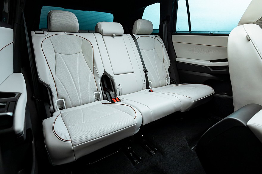 فولكس فاجن تيرامونت 2026 الجديدة كليا – بصندوق سرعة اوتوماتيك 8 سرعات