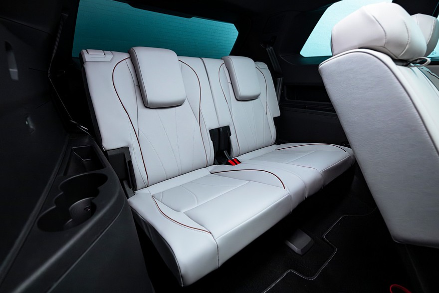 فولكس فاجن تيرامونت 2026 الجديدة كليا – بصندوق سرعة اوتوماتيك 8 سرعات