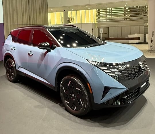 نيسان اكس تريل 2027 الجديدة كليا – الصور الرسمية الاولي