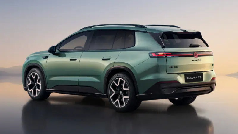 فولكس فاجن ID اورا T6 الجديدة كليا - كروس اوفر متوسطة الحجم بنسخة REEV