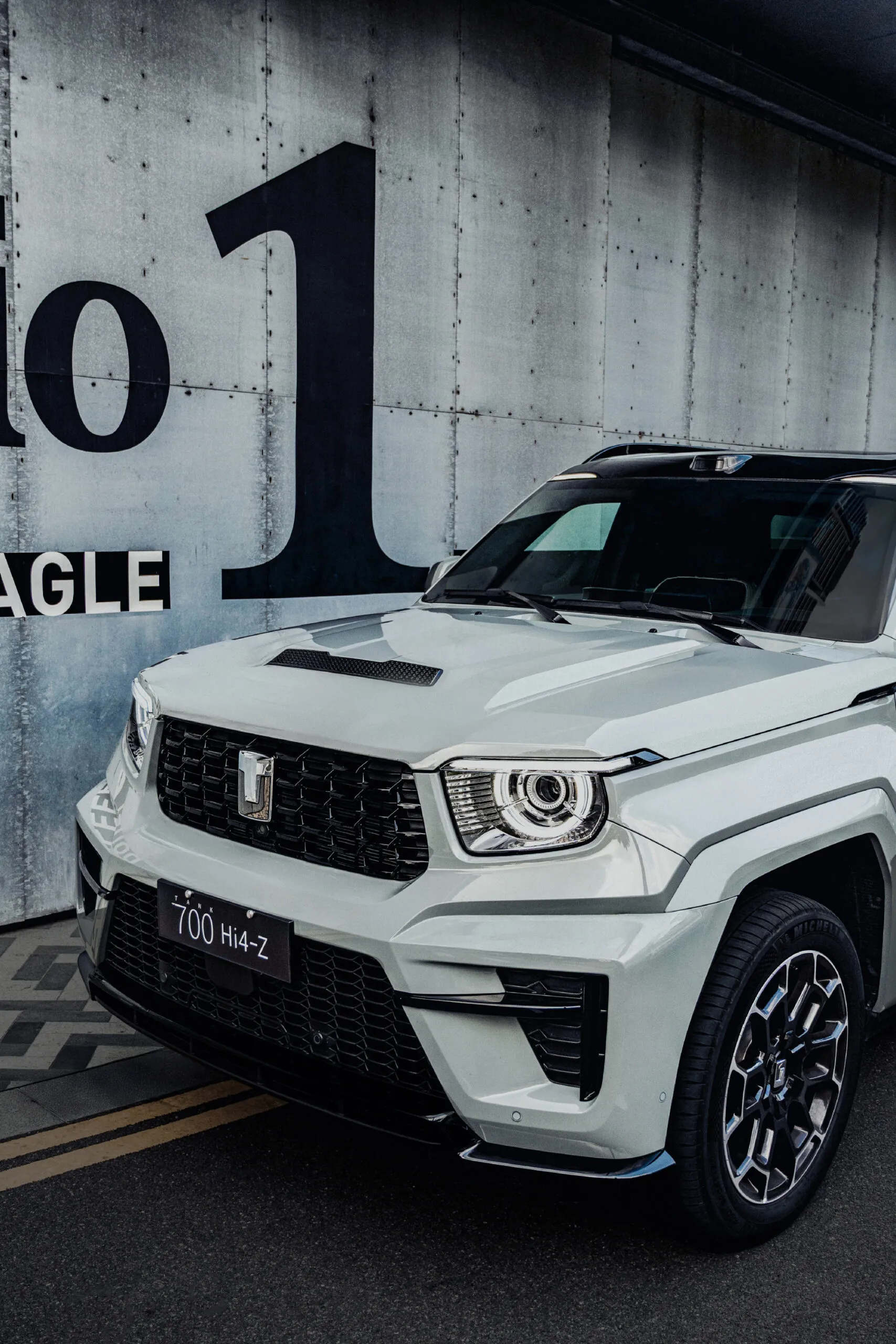 جريت وول تانك 700 الجديدة - هجينة بقوة 864 حصان