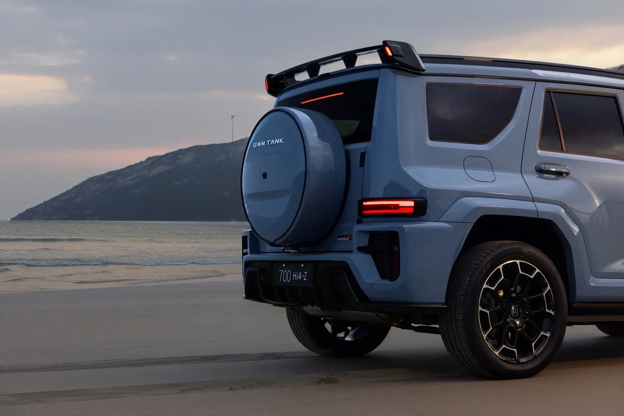 جريت وول تانك 700 الجديدة - هجينة بقوة 864 حصان