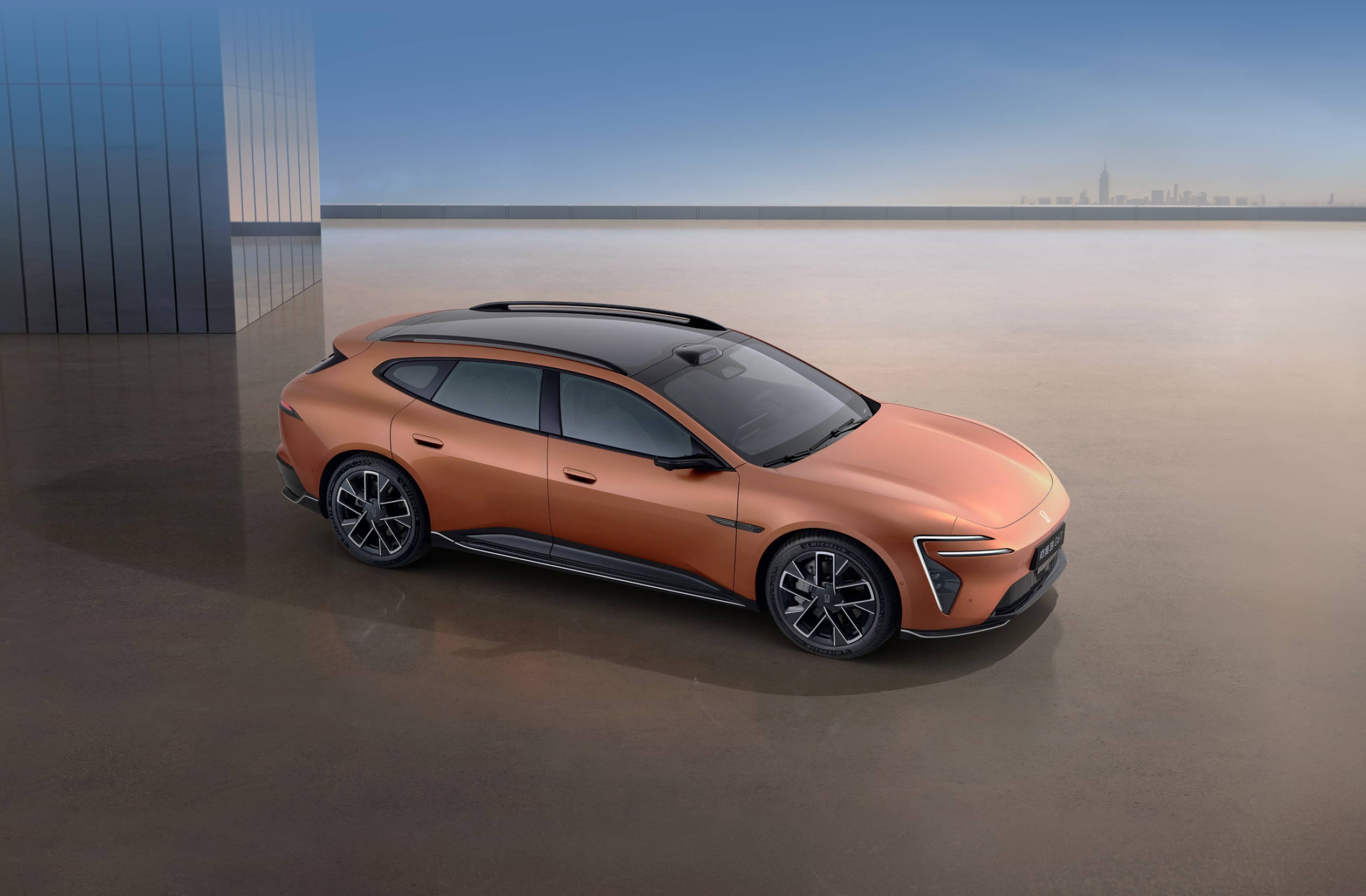 افاتر 06T الجديدة - استيشن واجن بقوة 955 حصان قريبا في مصر