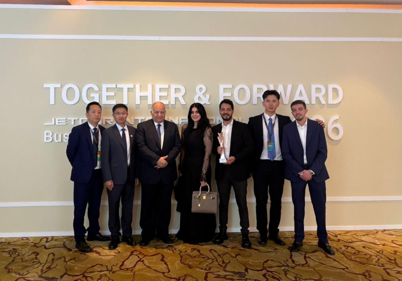 قصراوي جروب تحصد 4 جوائز عالمية من جيتور العالمية خلال مؤتمرها السنوي 2026 في بكين