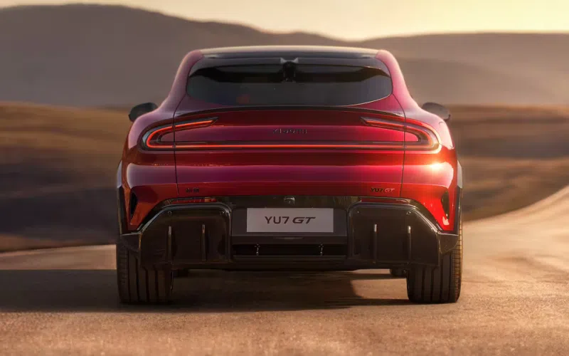 شاومي YU7 جي تي الجديدة  - بقوة 1000 حصان و سرعة قصوي 300 كم/الساعة