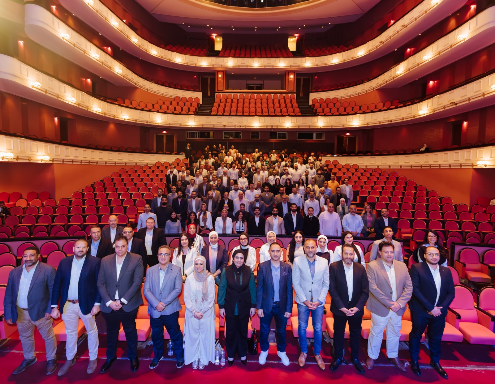 نيسان مصر تحتفل بتحقيق مبيعات قياسية في 2025