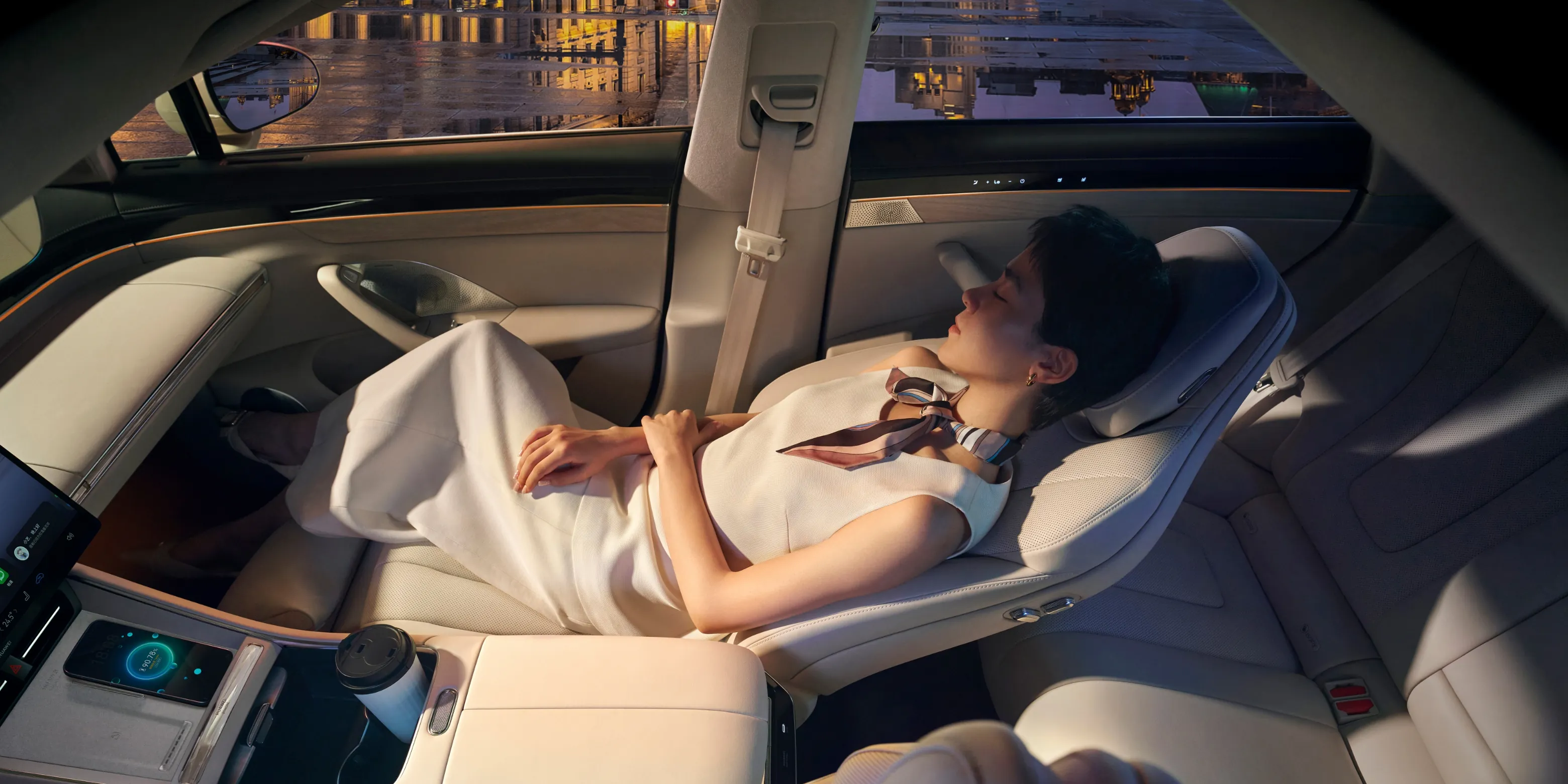 لوكسيد S7 الكهربائية - المواصفات الكاملة 