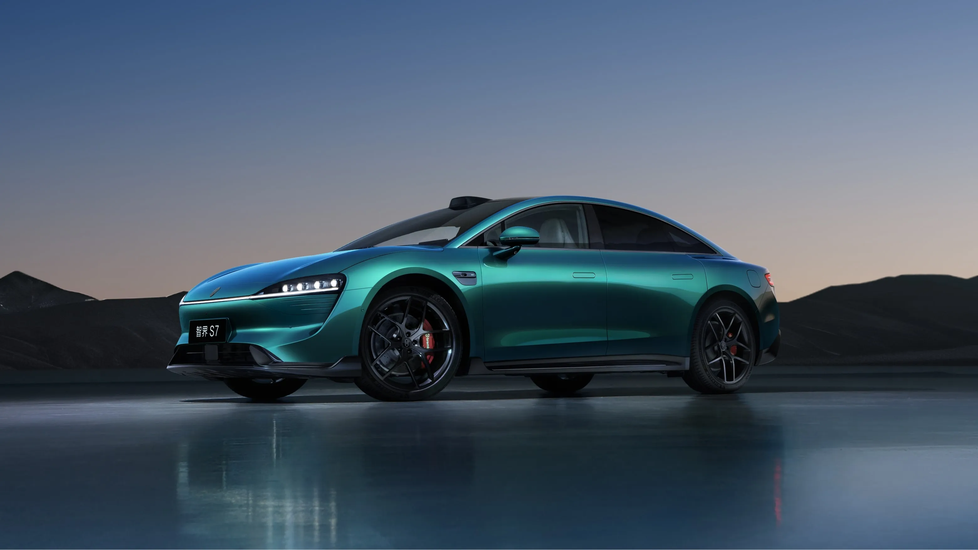 لوكسيد S7 الكهربائية - المواصفات الكاملة 