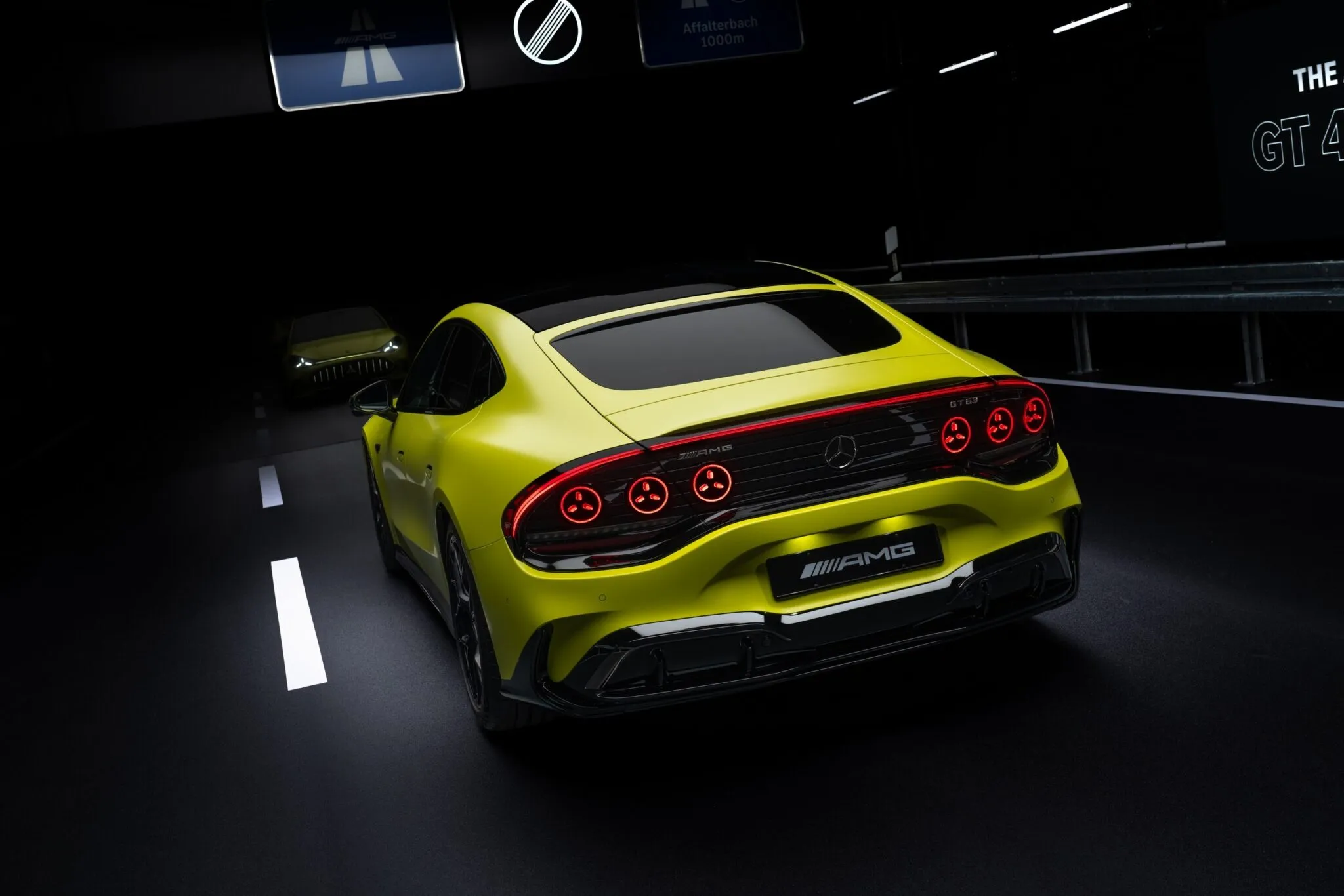 مرسيدس AMG GT 4-Door الكهربائية الجديدة كليا - بقوة 1169 حصان