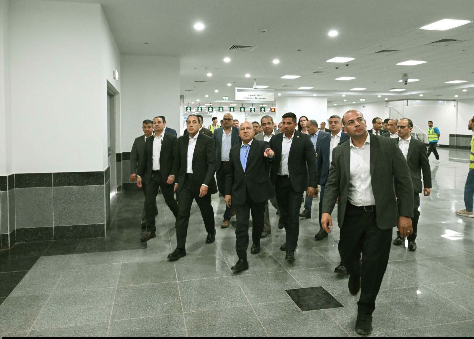 رئيس الوزراء يتفقد المرحلتين الأولى والثانية من مشروع مونوريل شرق النيل