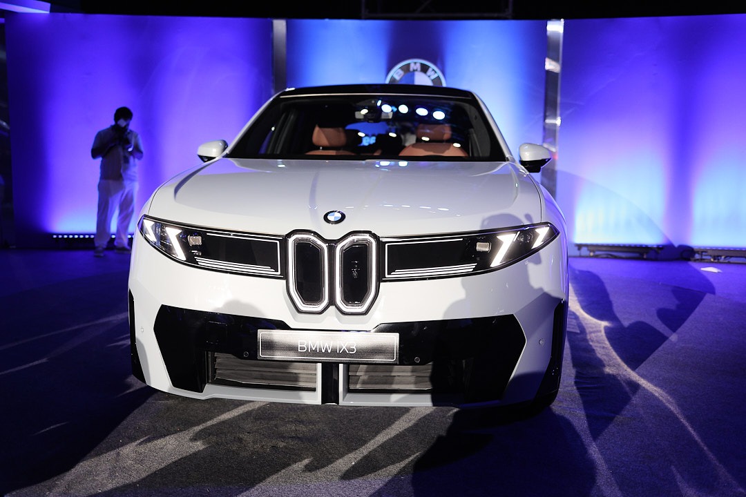 "جلوبال أوتو" تُطلِق BMW iX3 الجديدة كليًّا أول طرازات Neue Klasse لأول مرة في مصر