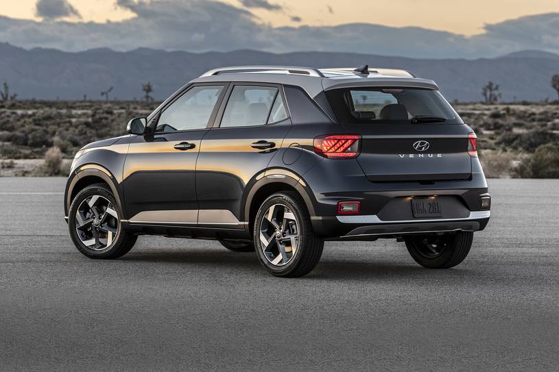 هيونداي فينو 2027 الجديدة في مصر - منافسة نيسان ماجنيت