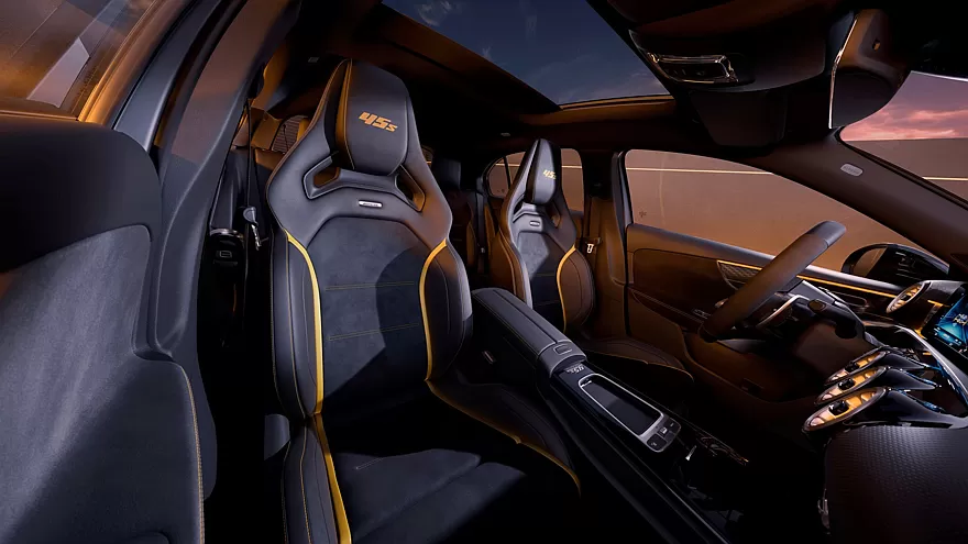 مرسيدس تودع A45 AMG بنسخة خاصة محدودة – بقوة 421 حصان