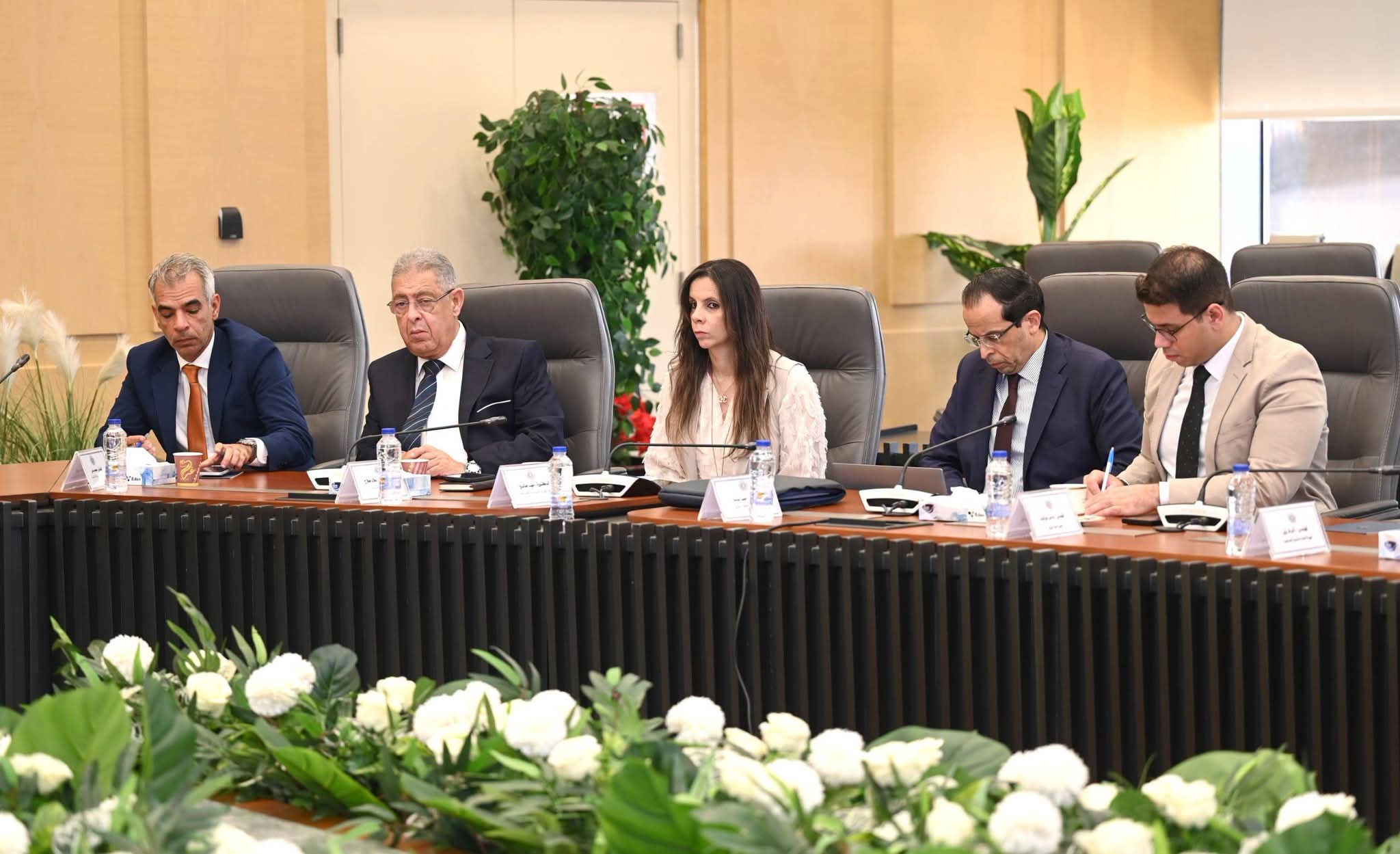 الحكومة تقترب من إطلاق برنامج جديد لإحلال السيارات المتقادمة في مصر
