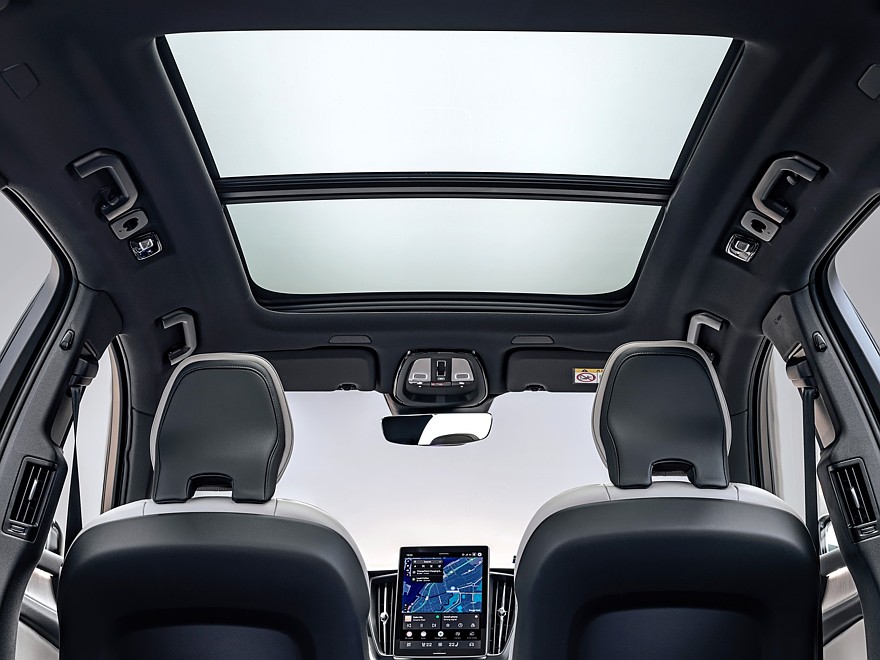 فولفو XC60 موديل 2027 الفيس ليفت الجديدة – بقوة 461 حصان