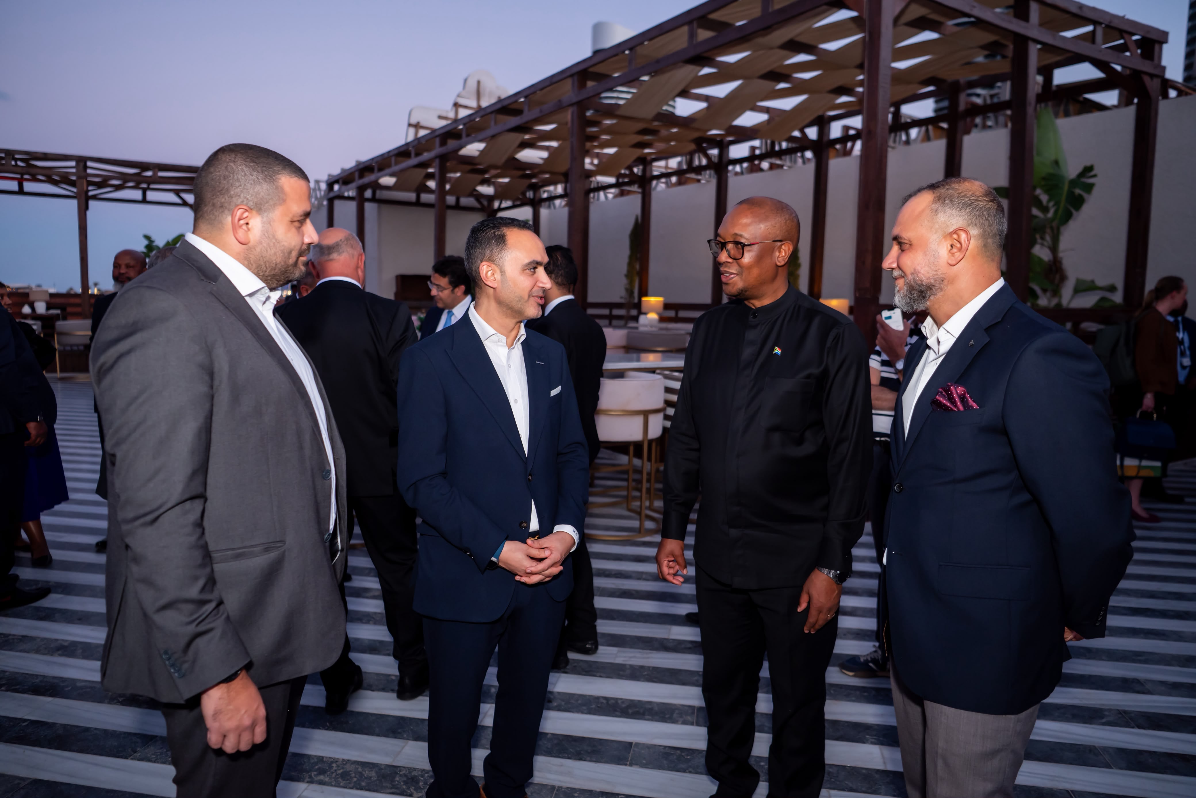نيسان مصر تعزز حضورها في منتدى العلمين أفريقيا كشريك التنقل الرسمي وتستعرض خطط التصنيع والتصدير