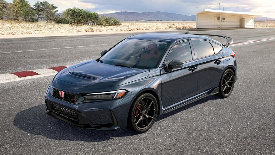 هوندا سيفيك Type R تحتفل بمرور 30 عامًا بتحديثات جديدة وزيادة في السعر