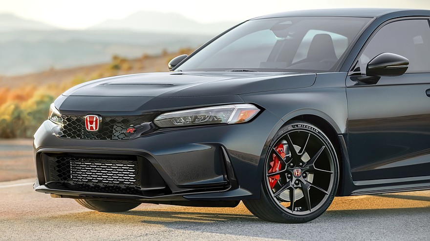 هوندا سيفيك Type R تحتفل بمرور 30 عامًا بتحديثات جديدة وزيادة في السعر