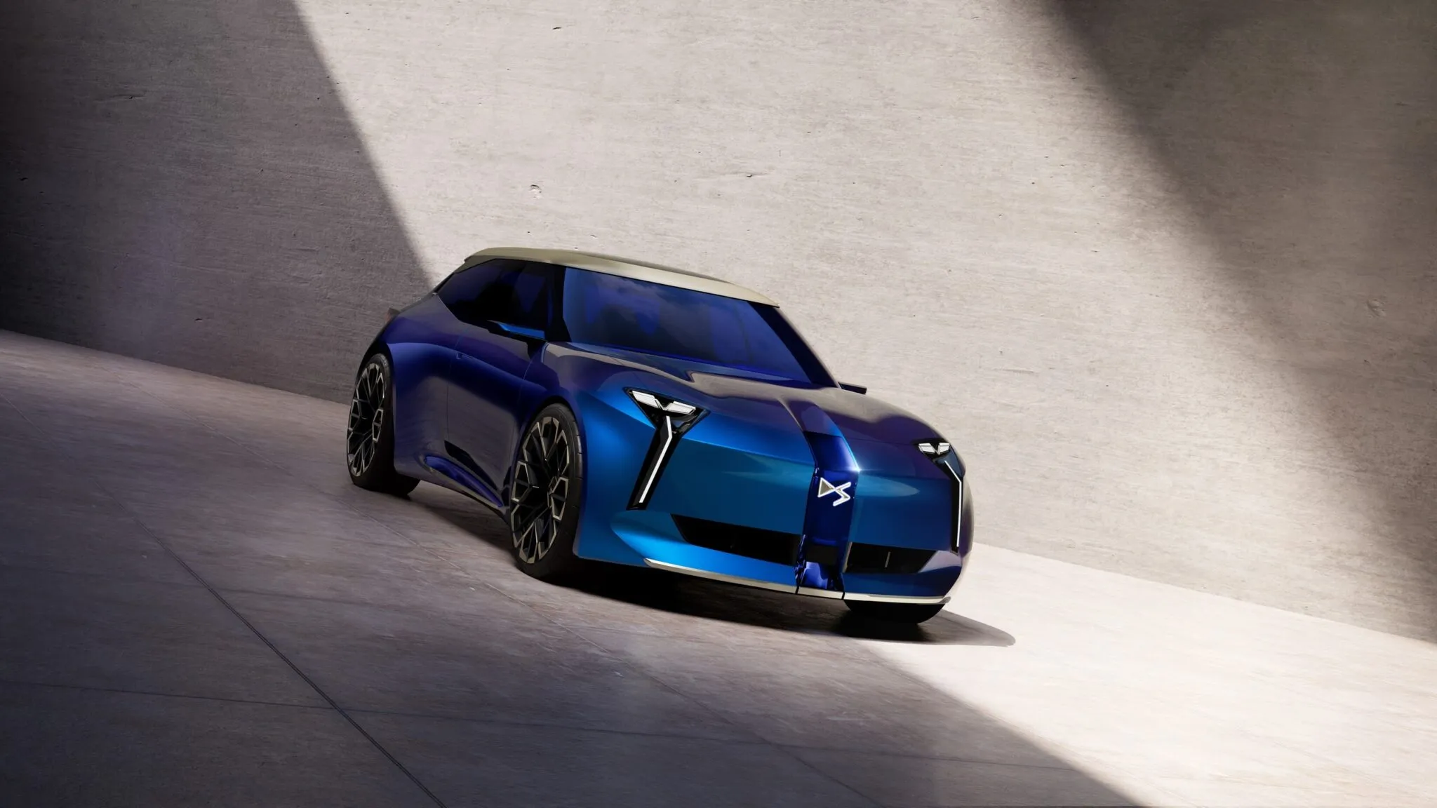 دي إس F3VER الاختبارية الكهربائية بالكامل – سيارة مدمجة بتصميم جديد من DS Automobiles