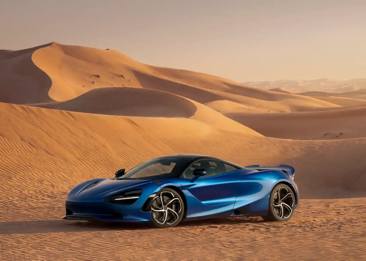 بعد عشرة سنوات من التميز – وقف انتاج ماكلارين 750S بشكل رسمي في 2027