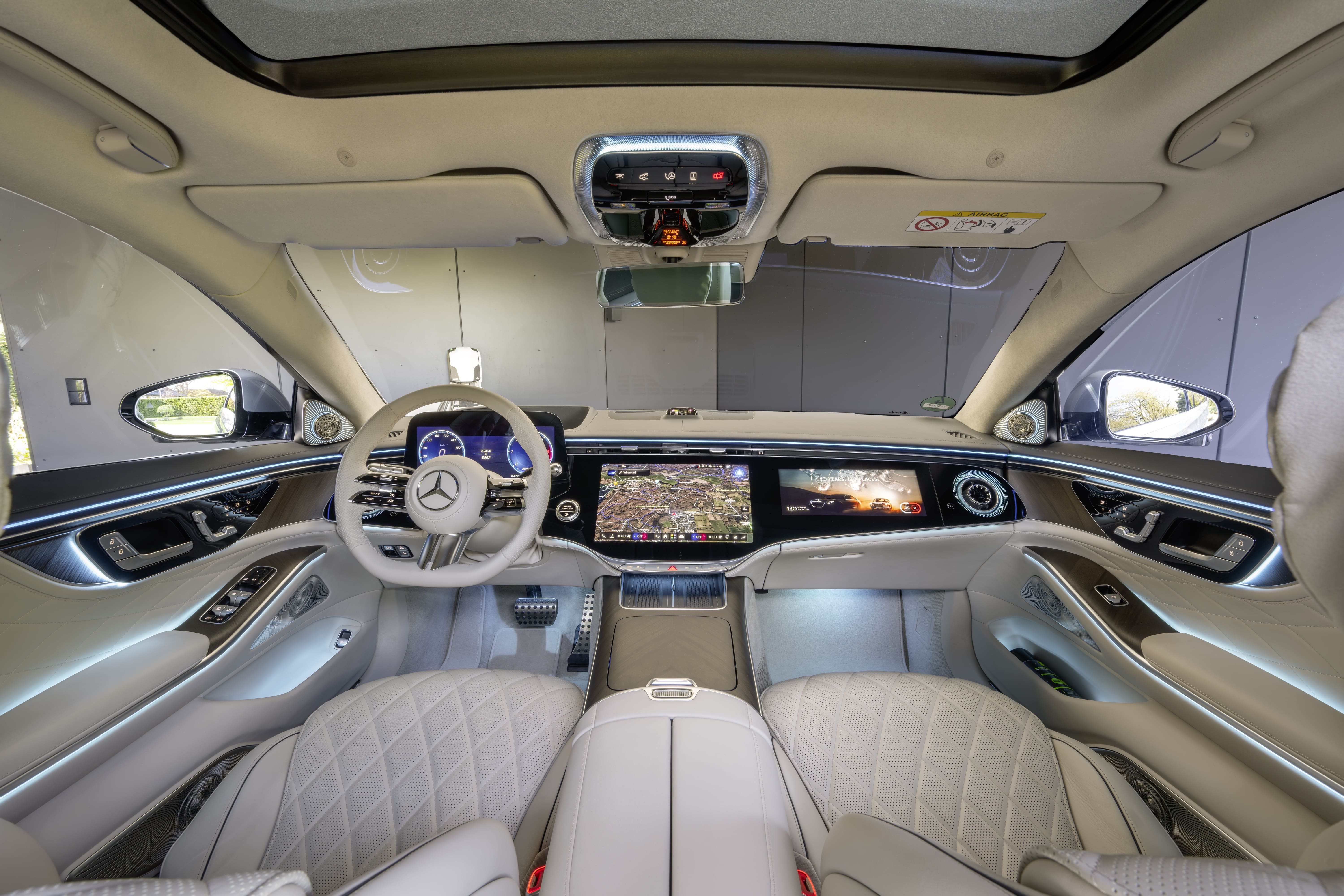 مرسيدس-بنز ايجيبت تطلق S-Class الجديدة في السوق المصري