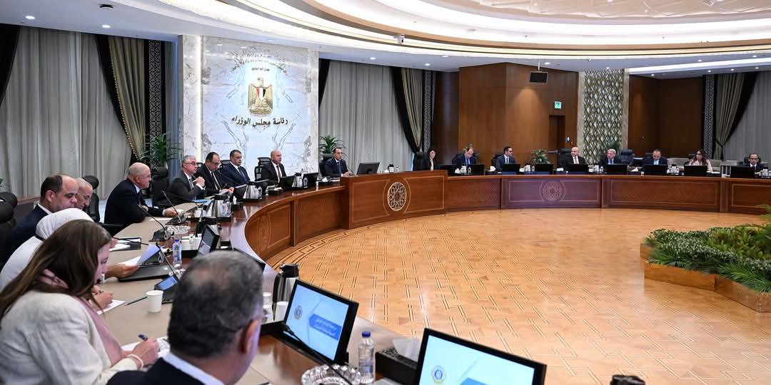 مدبولي يؤكد - لدينا خطة لجذب اكبر مصنعي السيارات بالعالم 