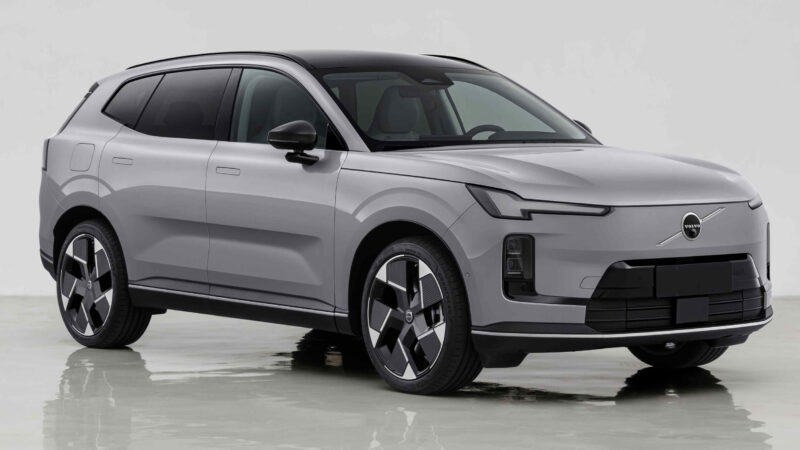 تسريب صور و مواصفات فولفو XC70 الجديدة كليا