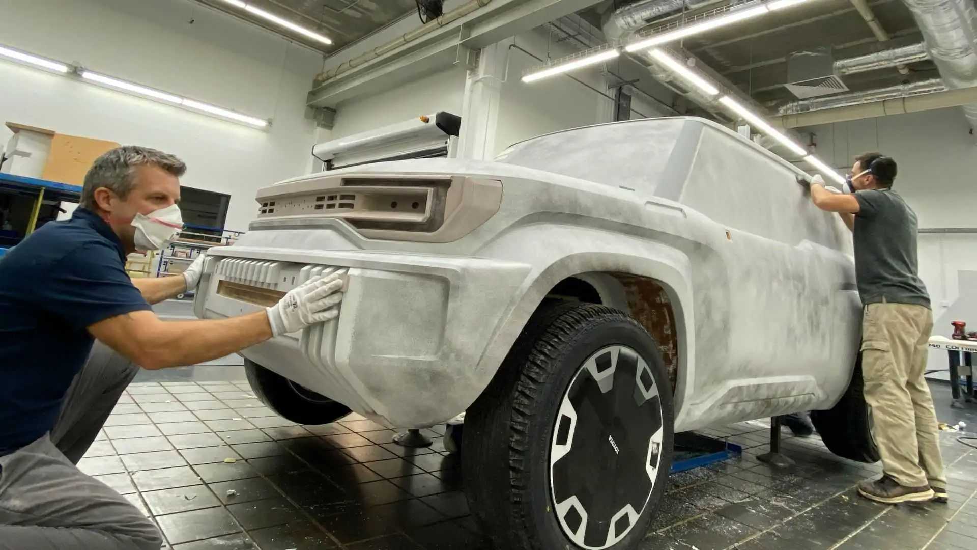 تسريب صور تصميم تويوتا اف جي كروزر 2026 الجديدة كليا 