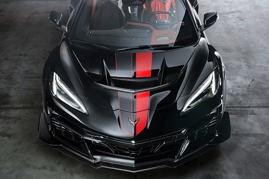 الكشف الرسمي عن شيفروليه كورفيت ZR1X الجديدة – هجينة بقوة 1250 حصان