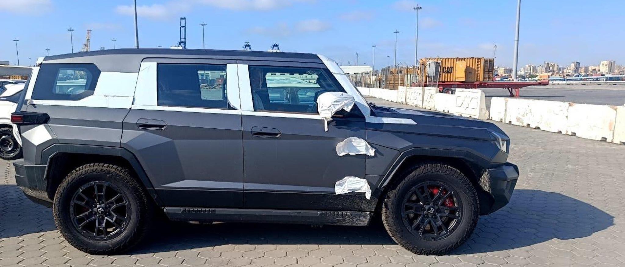 تقديم ام هيرو وان في رسميا مصر – SUV هجينة بقوة 805 حصان