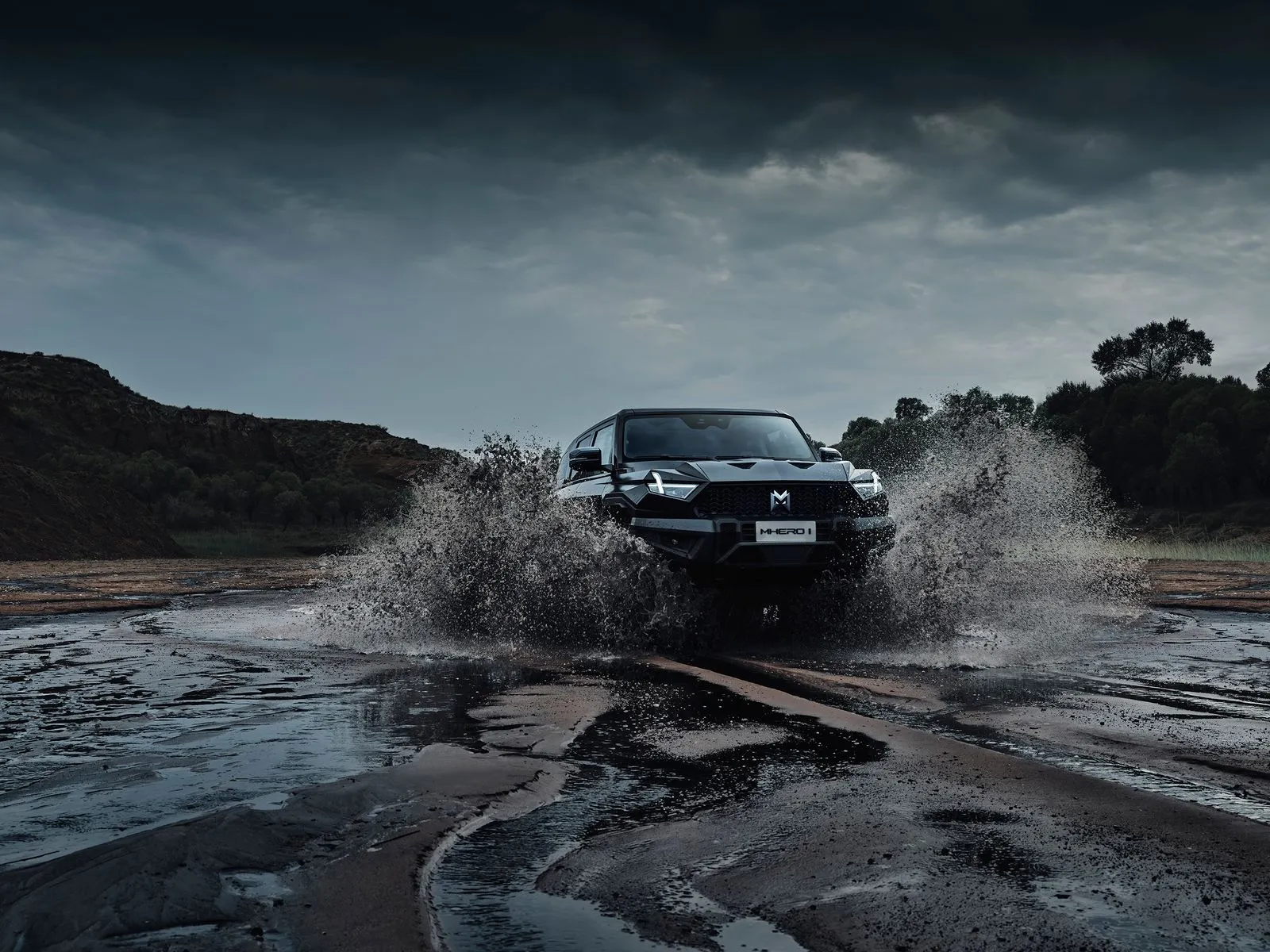 تقديم ام هيرو وان في رسميا مصر – SUV هجينة بقوة 805 حصان