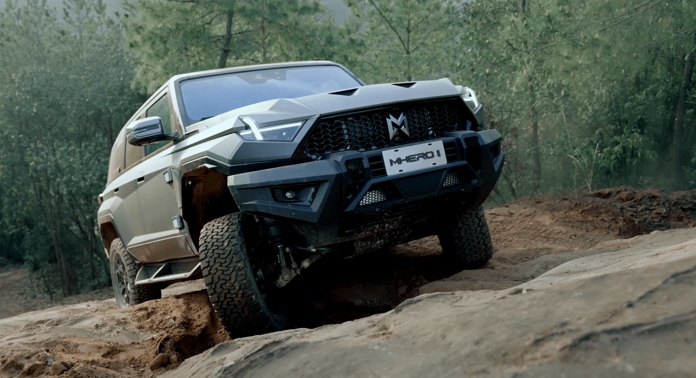 تقديم ام هيرو وان في رسميا مصر – SUV هجينة بقوة 805 حصان