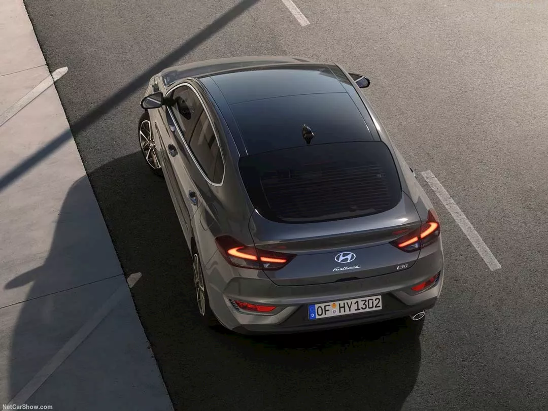 تقديم هيونداي I30 الجديدة في مصر – بنسخة سيدان و هاتشباك