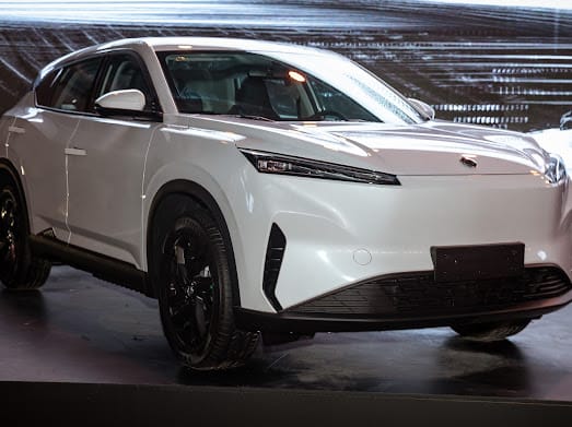 شركة SN Automotive تفتح باب الحجز لأول دفعة مستوردة من سيارات دونج فينج
