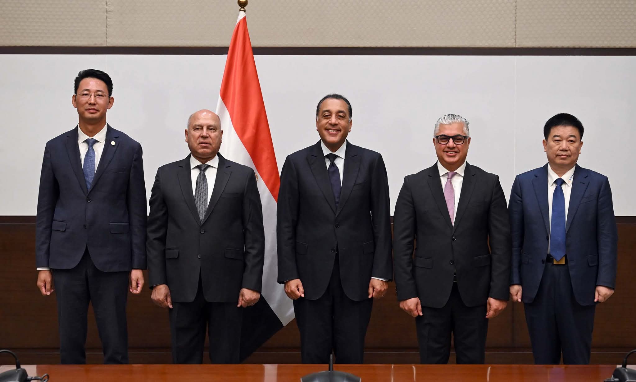 باستثمارات مليار دولار – توقيع عقد انشاء مصنع لمجموعة سايلون الصينية للإطارات في مصر