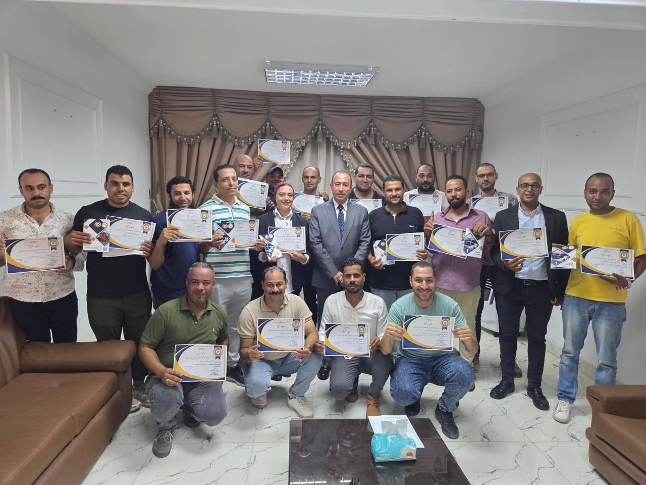 وزارة النقل تختتم تدريب الدفعة الأولى من السائقين ضمن مبادرة سائق واعٍ لطريق آمن