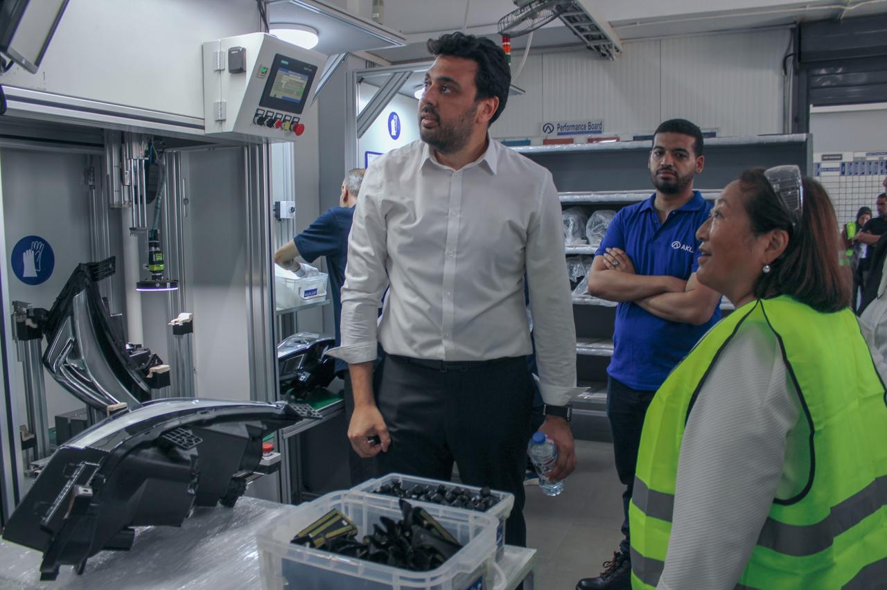 كشاف امامي لشيفروليه اوبترا مصنع محليا – تعاون بين جنرال موتورز و مصنع عقل 