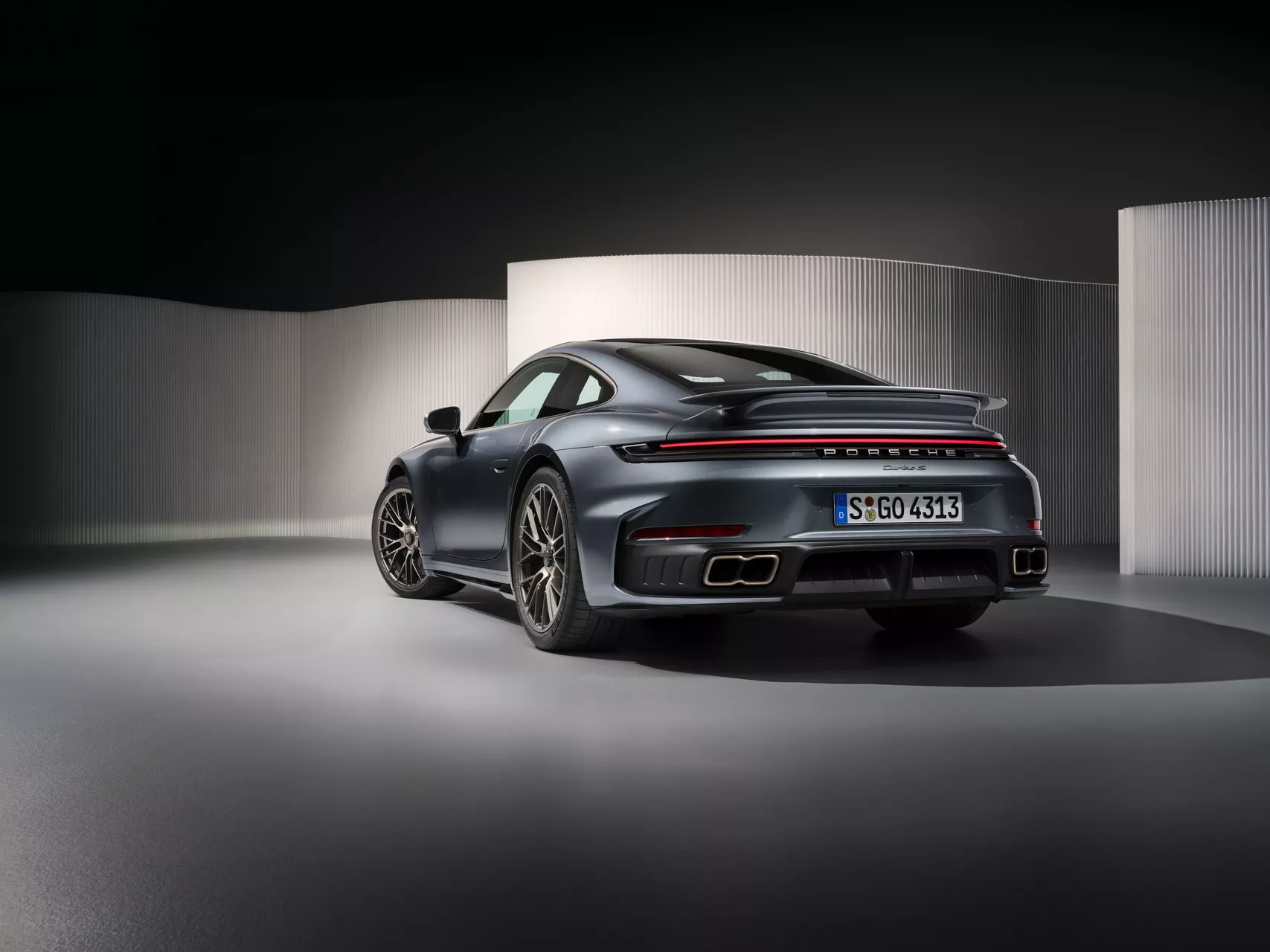 بورشه 911 تربو اس هايبرد 2026 الجديدة – اول تربو اس هايبرد في التاريخ 