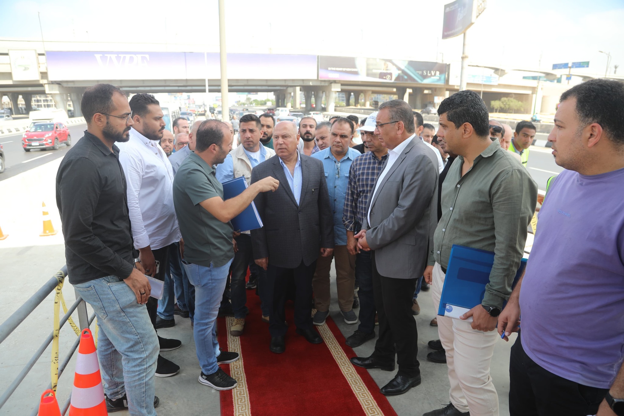 استعدادًا لافتتاح المتحف المصري الكبير – وزير النقل يتابع جاهزية الطريق الدائري والمحاور الرئيسية
