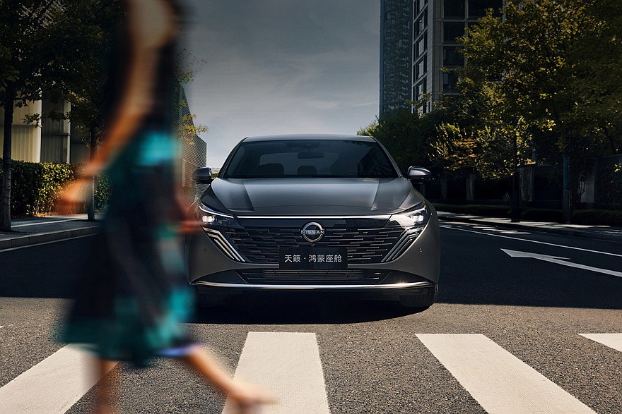 نيسان التيما 2026 الفيس ليفت الجديدة - بنظام معلوماتي من هواوي