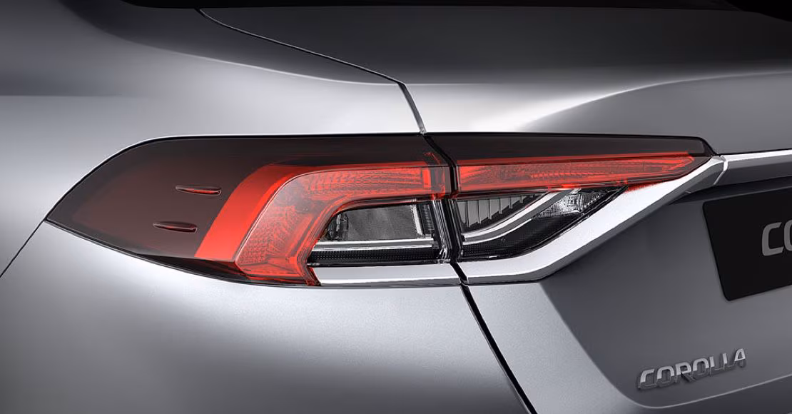 تويوتا كورولا 2025 في الامارات – اسعار ومواصفات