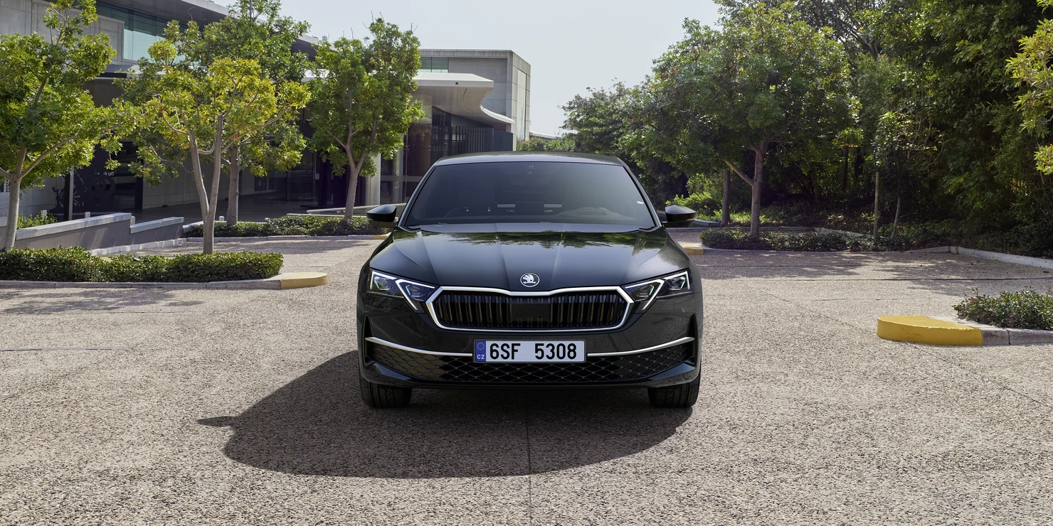 سكودا اوكتافيا 2026 في الامارات – اسعار ومواصفات