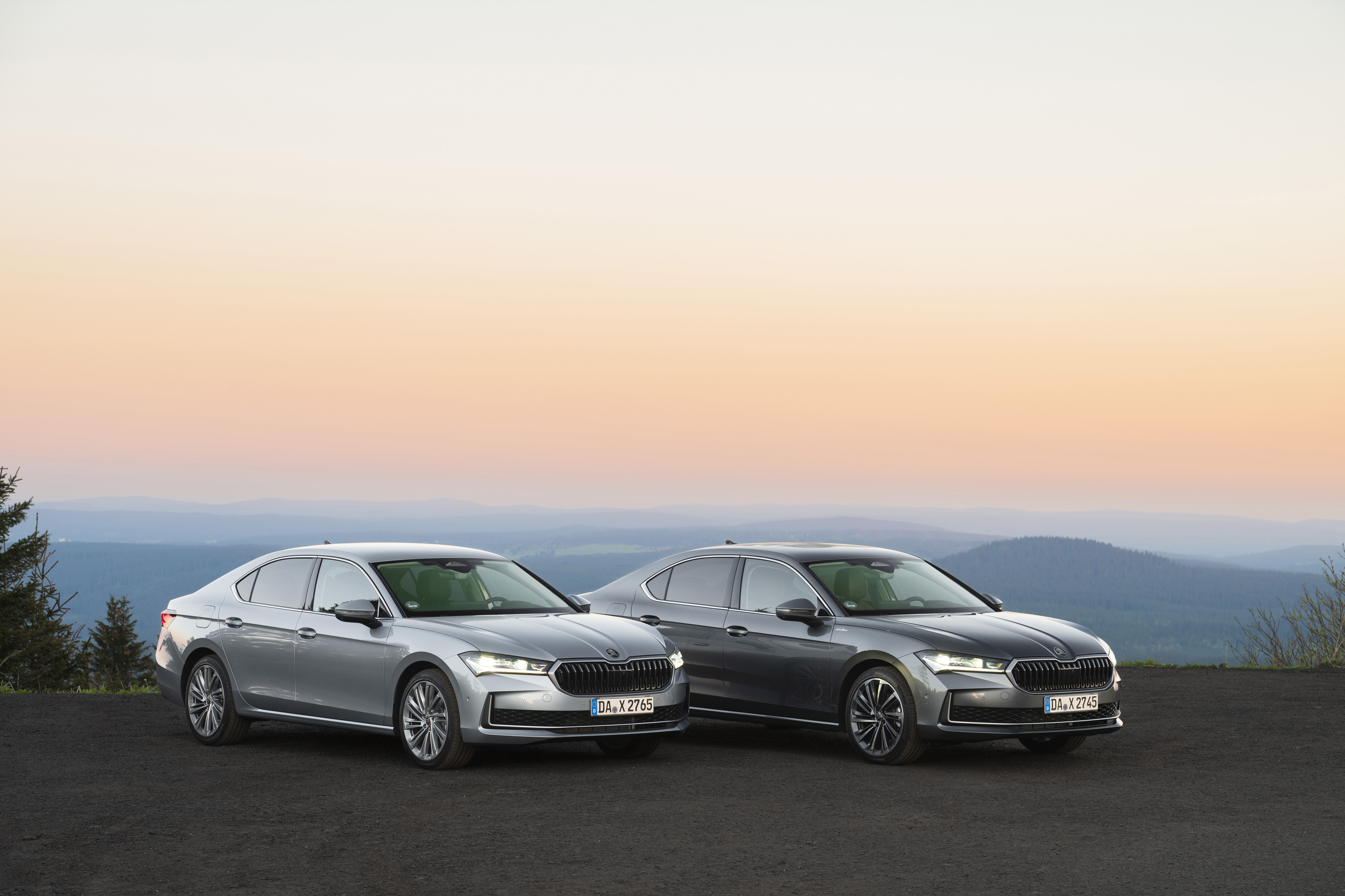 سكودا سويبرب 2026 في الامارات – أسعار ومواصفات