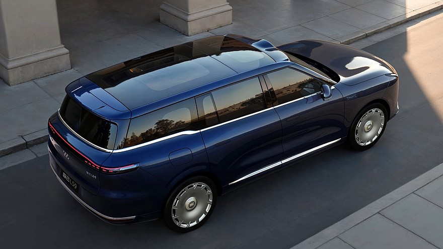 اي ام LS9 الجديدة كليا – SUV فاخرة بمدي 1500 كم