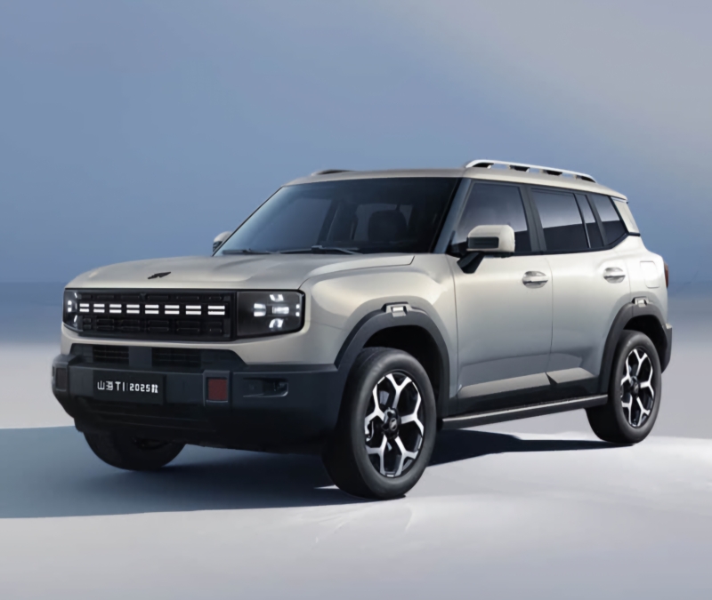 جيتور T1 هايبرد الجديدة – بقوة 590 حصان و دفع كلي للعجلات